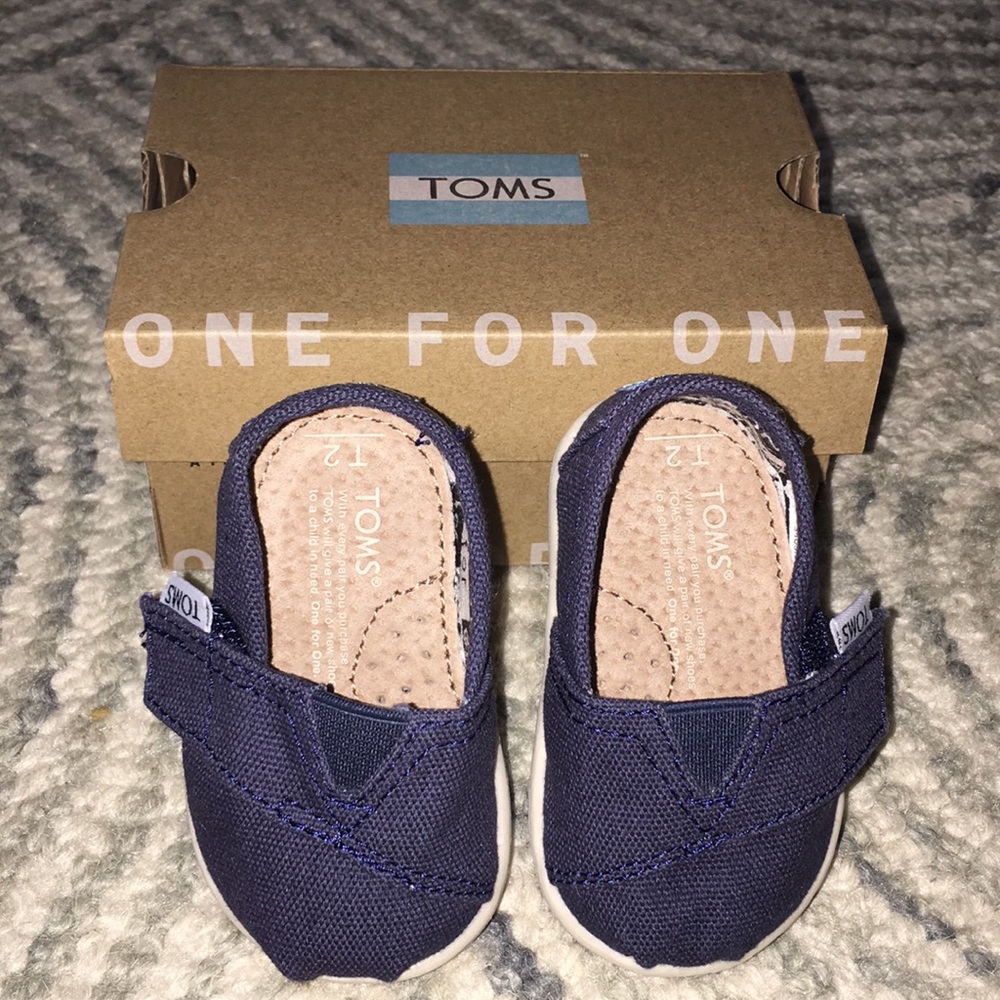 Toms Tiny classic shoe